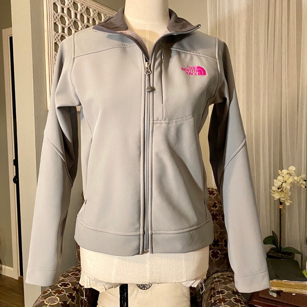 Women’s The North Face Jacket